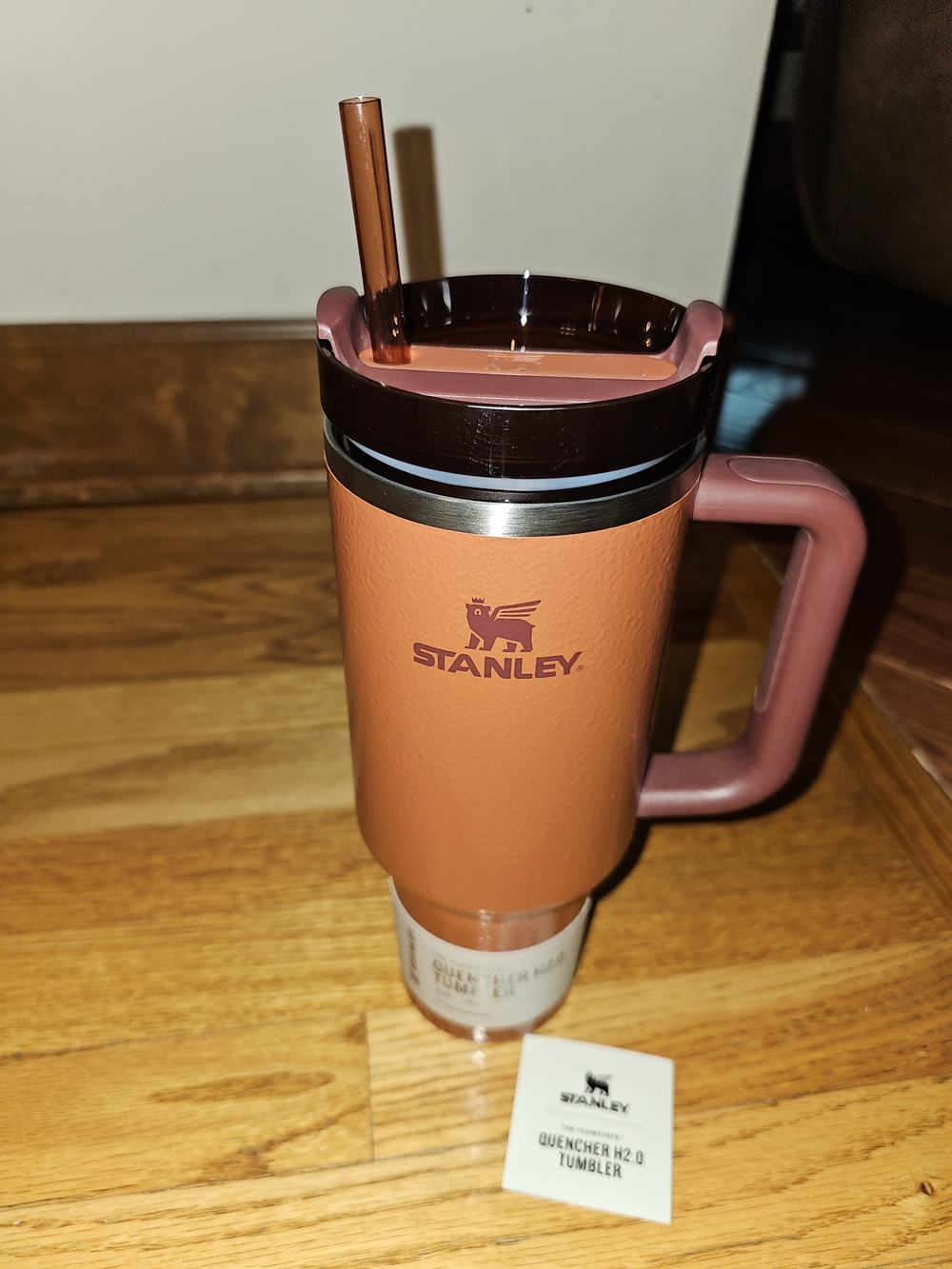 Stanley Tumbler - 40 OZ Hammertone Clay Rust Orange Body with Mauve Handle